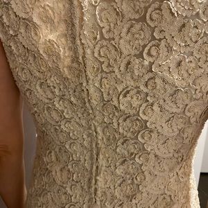 Cream guipure cocktail dress small rose appliqué.